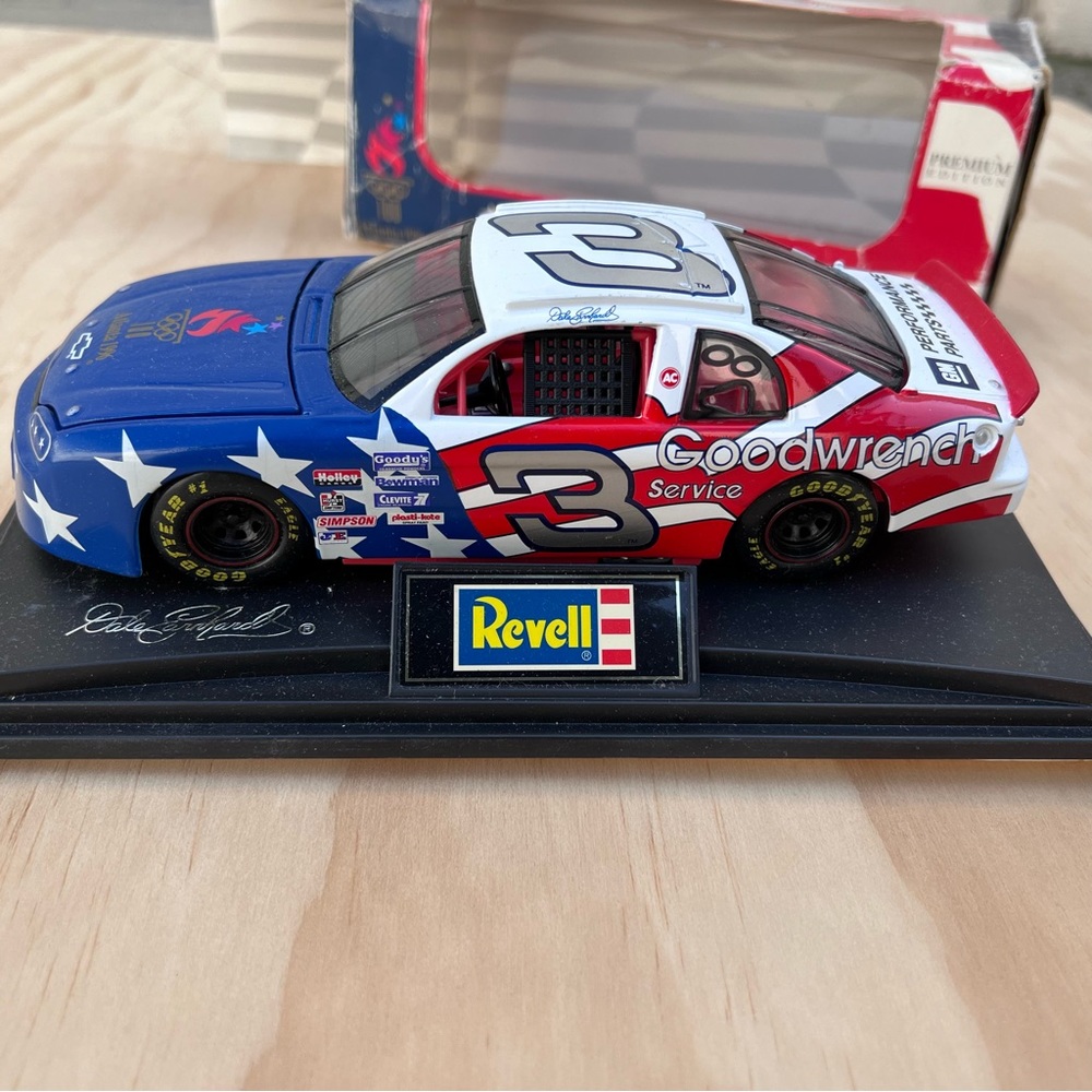 Revell Nascar Dale Earnhardt #3 Atlanta 1996 U.S. Olympics GM 1:24 Diecast